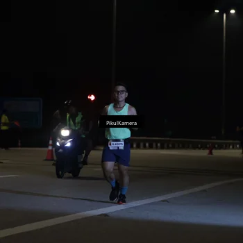 Runner Photo 7508797