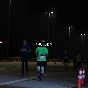 Runner Photo 7508811