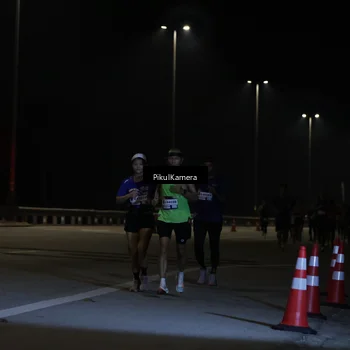 Runner Photo 7508828