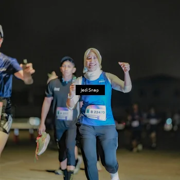 Runner Photo 7508839