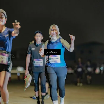 Runner Photo 7508844