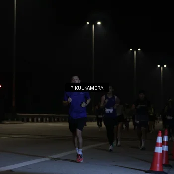 Runner Photo 7508856