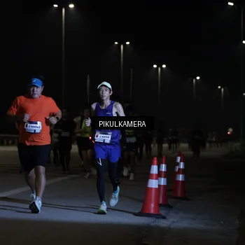 Runner Photo 7508884