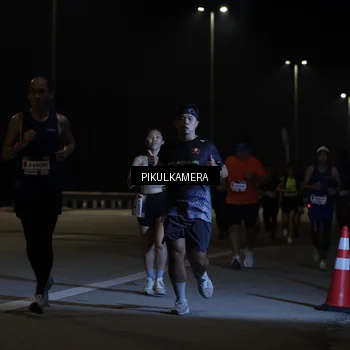 Runner Photo 7508885