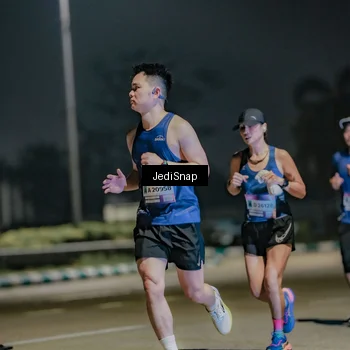 Runner Photo 7508913