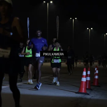 Runner Photo 7508915