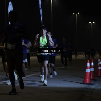 Runner Photo 7508917