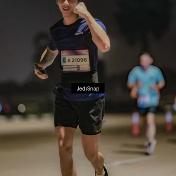 Runner Photo 7508924