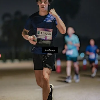 Runner Photo 7508933