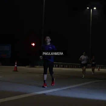 Runner Photo 7508935