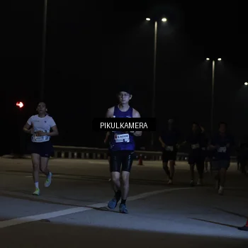 Runner Photo 7508938