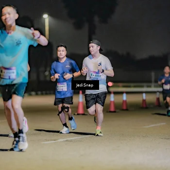 Runner Photo 7508940