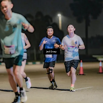 Runner Photo 7508941