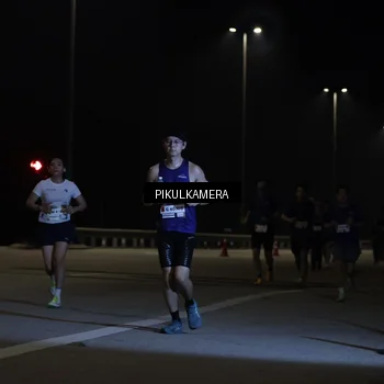 Runner Photo 7508944