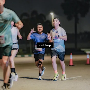 Runner Photo 7508945