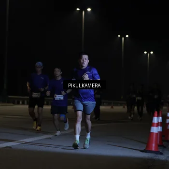 Runner Photo 7508946