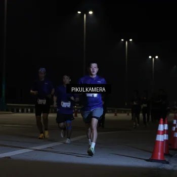 Runner Photo 7508947