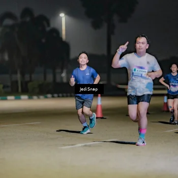 Runner Photo 7508954