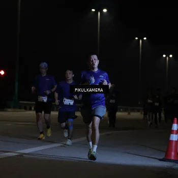 Runner Photo 7508955