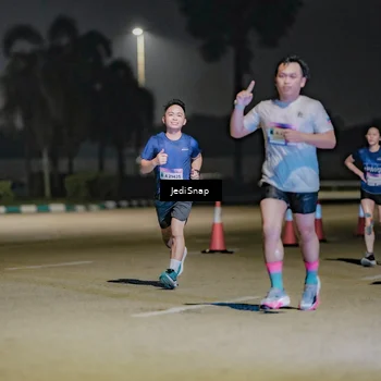 Runner Photo 7508958
