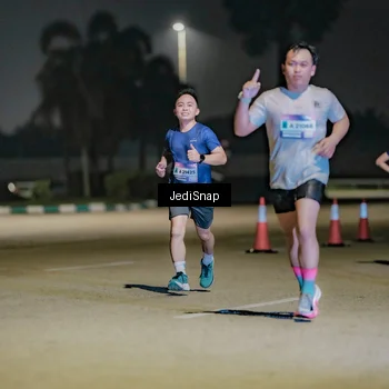 Runner Photo 7508962