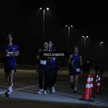 Runner Photo 7508986