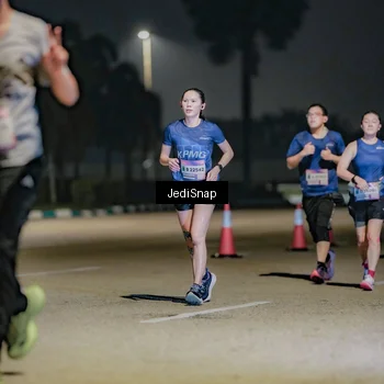 Runner Photo 7508989