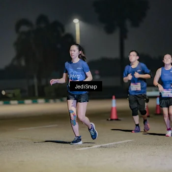 Runner Photo 7508991