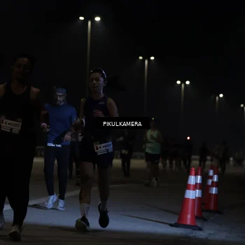 Runner Photo 7508996