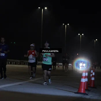 Runner Photo 7509007