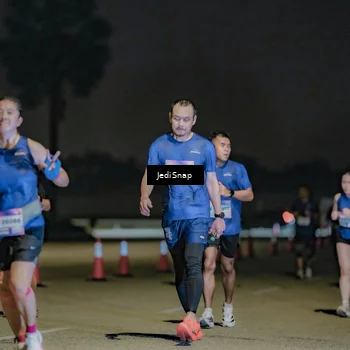 Runner Photo 7509011