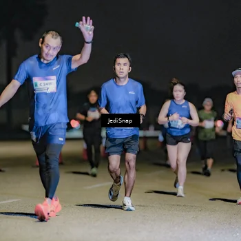 Runner Photo 7509017