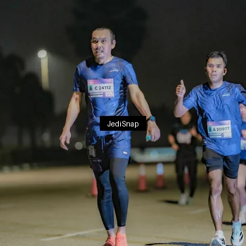 Runner Photo 7509026