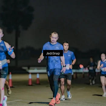 Runner Photo 7509031