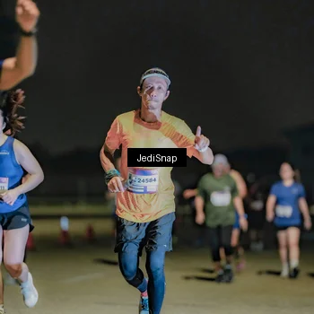 Runner Photo 7509043