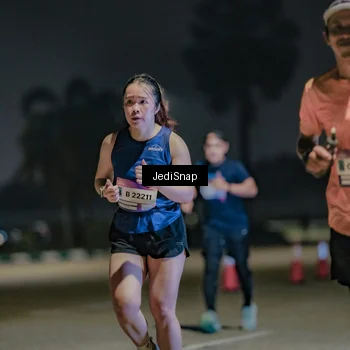 Runner Photo 7509045
