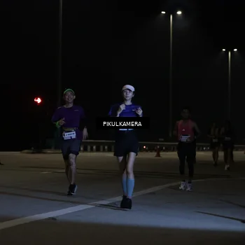 Runner Photo 7509046