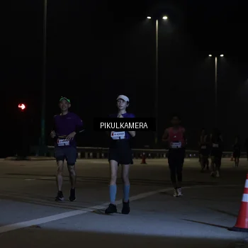 Runner Photo 7509048