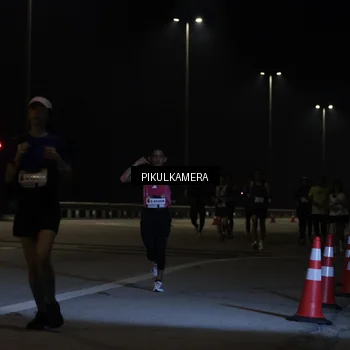 Runner Photo 7509054