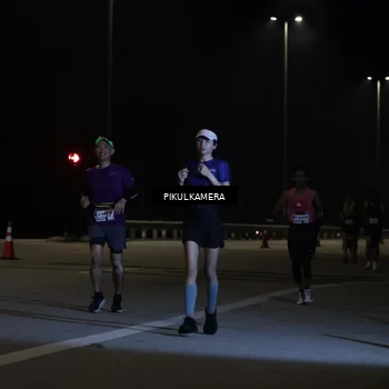 Runner Photo 7509059
