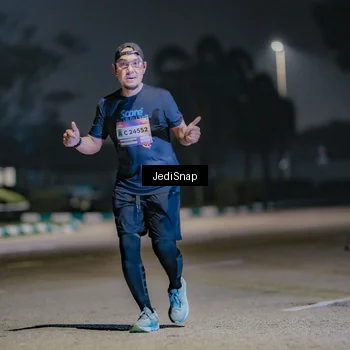 Runner Photo 7509060