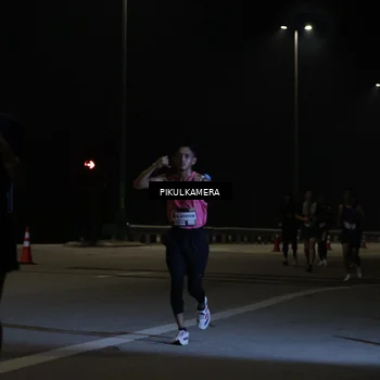 Runner Photo 7509068