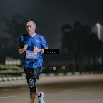 Runner Photo 7509071