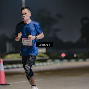 Runner Photo 7509080