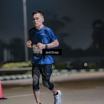 Runner Photo 7509082