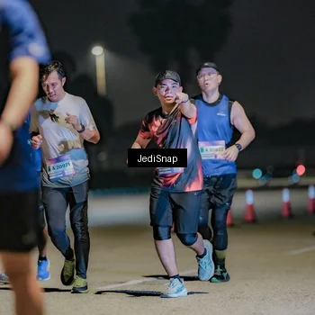 Runner Photo 7509108