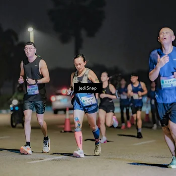 Runner Photo 7509134