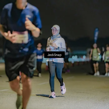Runner Photo 7509142