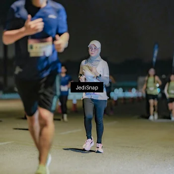 Runner Photo 7509146