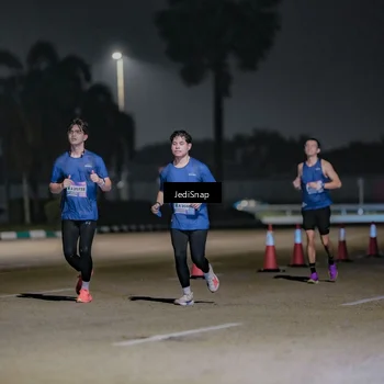Runner Photo 7509192